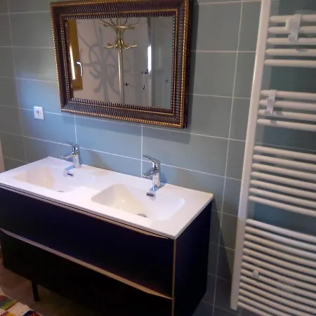 Dom wakacyjny Les Jardins D'esteban *