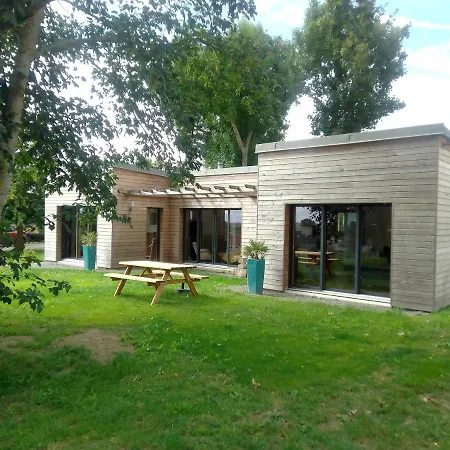 Les Jardins D'esteban Feriehus